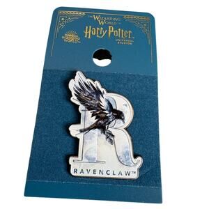 Universal Studios Wizarding World of Harry Potter Ravenclaw Pin